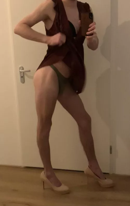 If you look close you can see my bulge