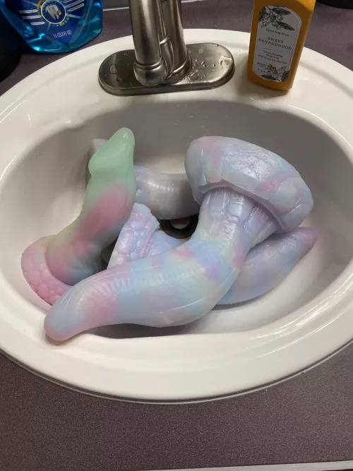 Just a regular Monday afternoon, post session. 🥵