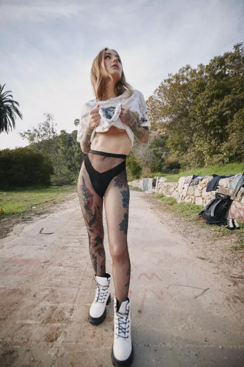 LA fall fashion 😁 it was only a little bit cold.