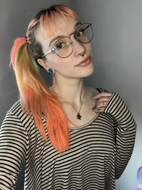 Lets be study buddies! I wonder what you’ll teach me.