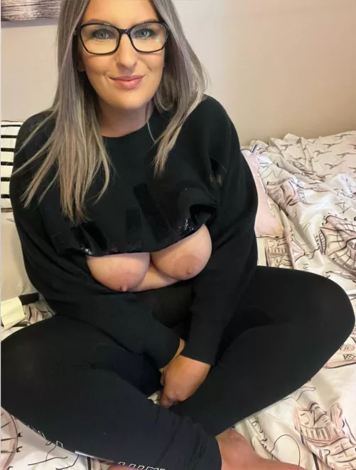 Let’s stay in bed all day