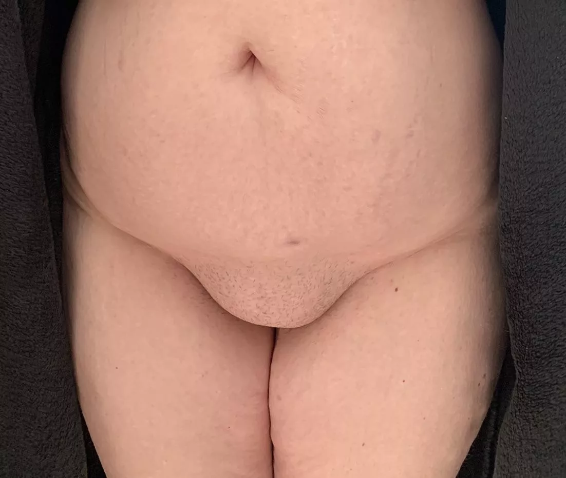 Love my wife’s belly and fupa.