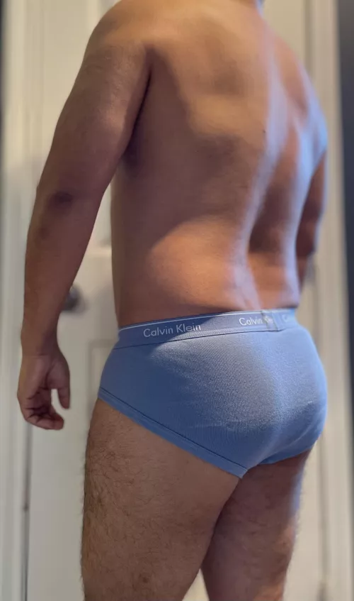 Maybe someone will comment in the gym locker room later tonite