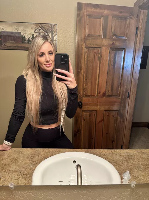 Mirror, mirror on the wall, who’s the baddest Milf of them all