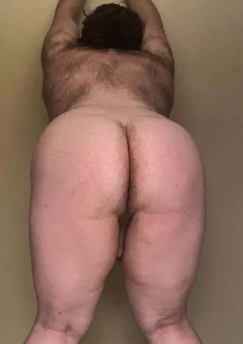 My hairy man ass