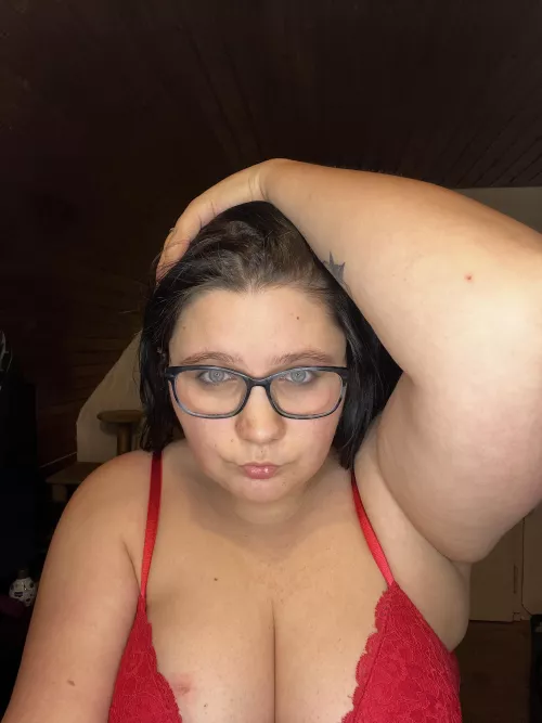 My toxic ex boyfriend used to tell me I‘m ugly :(