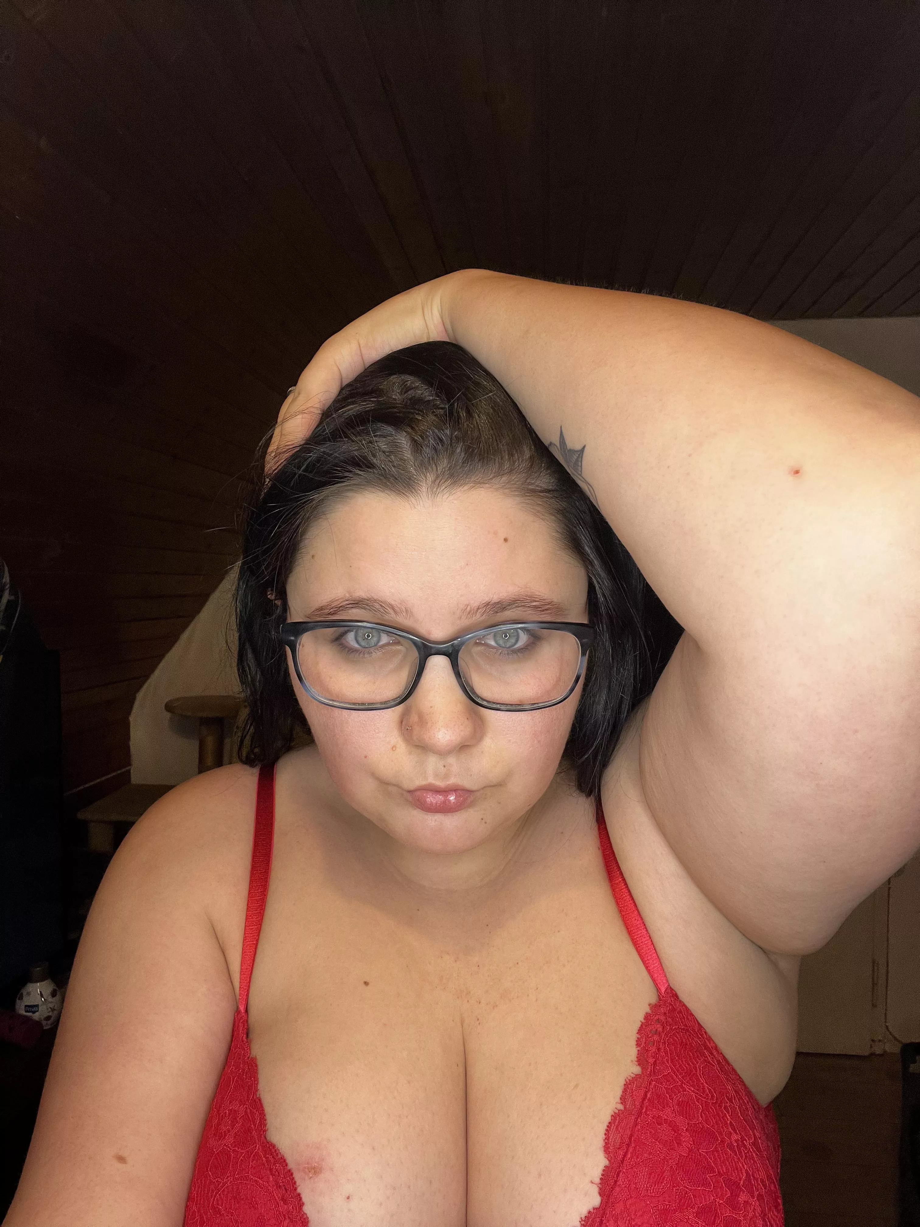 My toxic ex boyfriend used to tell me I‘m ugly :(