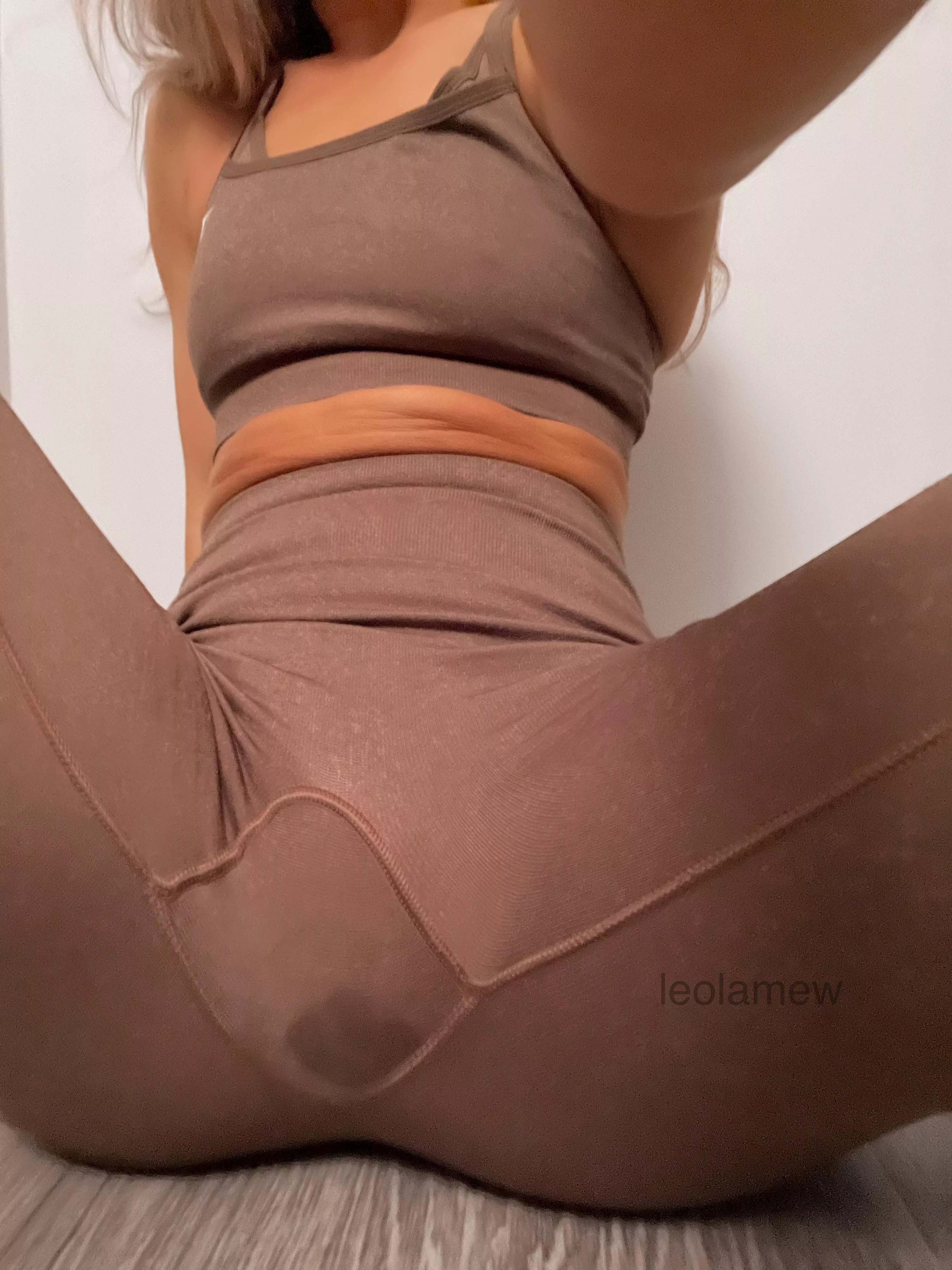 Note to self: don’t kiss boys at the gym until AFTER you’ve finished your workout. You’ll leave a wet spot on EVERYTHING