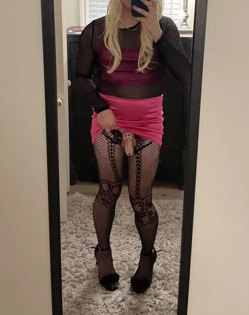 Semi-pass Canadian girl attempting to be cute ;)