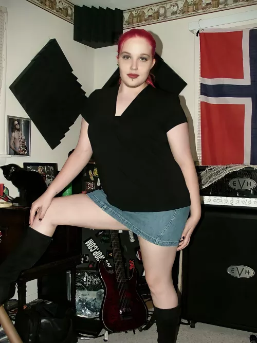 Sexy Jean Skirt (pt2) and no panties under...