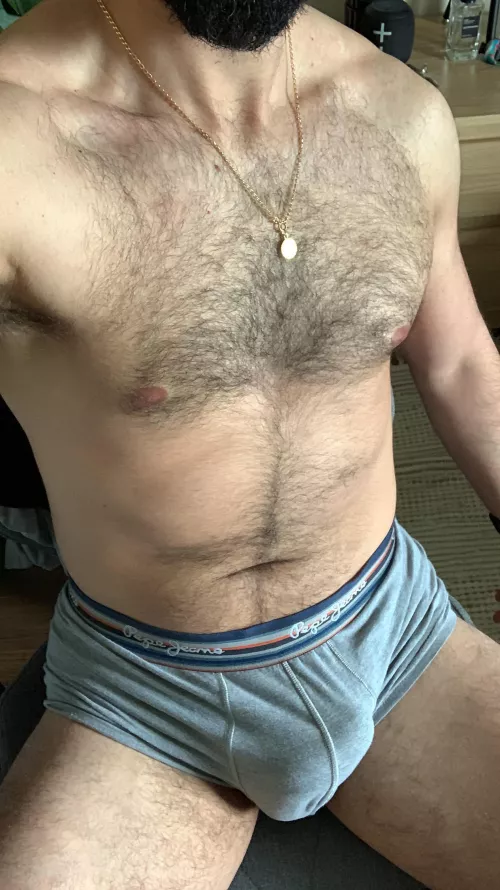 starting the work morning like this 😏 DMs open