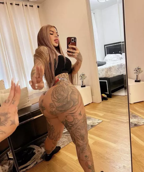 TATTED UP BOOTY
