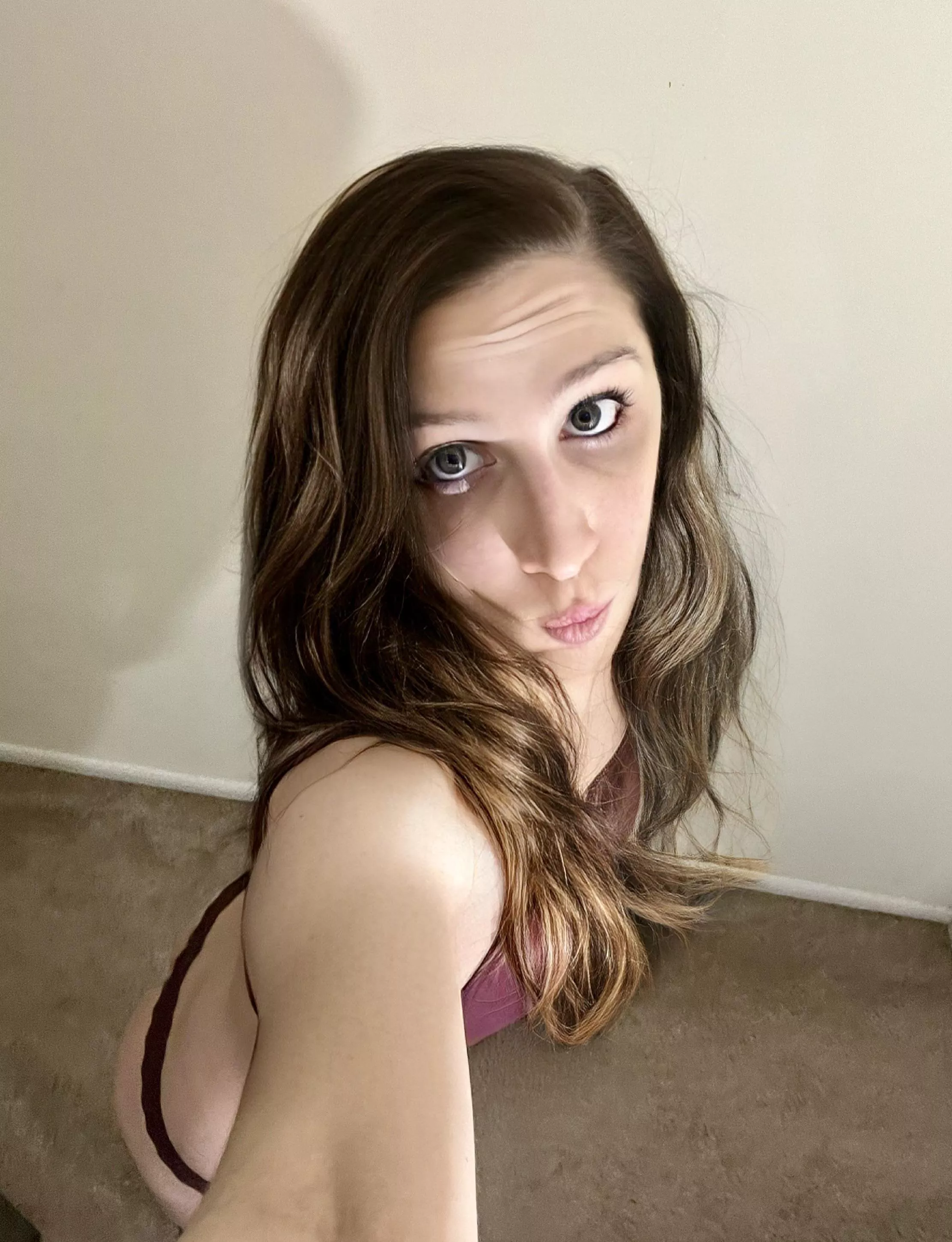 Tell me I’m a bad girl 😈 and you might get to see more 💕