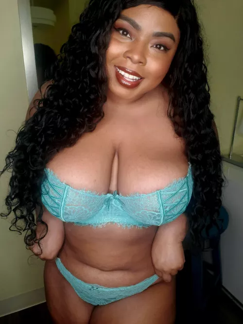 This color goes do well with my beautiful skin!