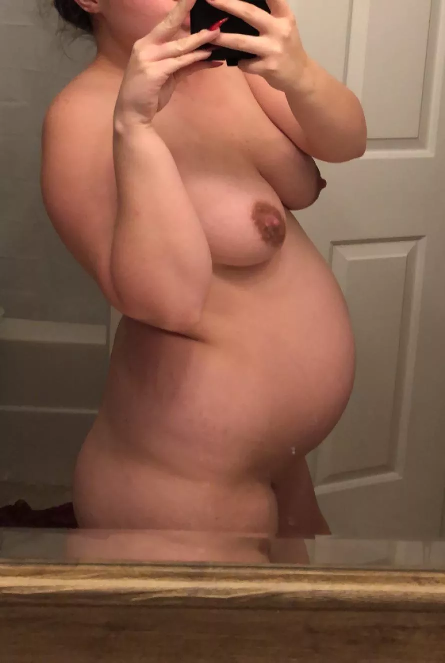 Together for 5 years with no kids. With bbc for 1 night and gets pregnant