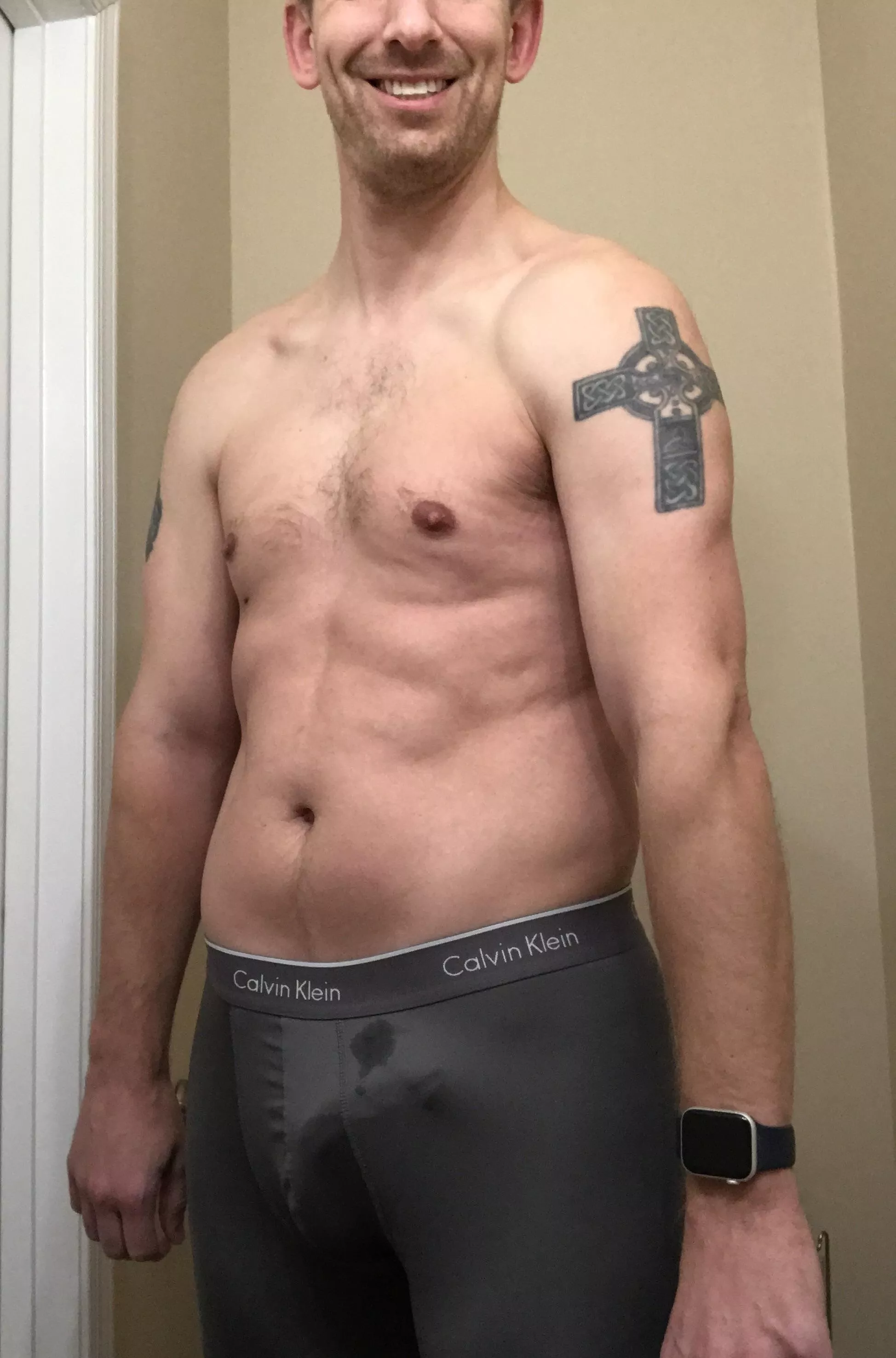 Triceps are gaining definition. How are your resolutions going?