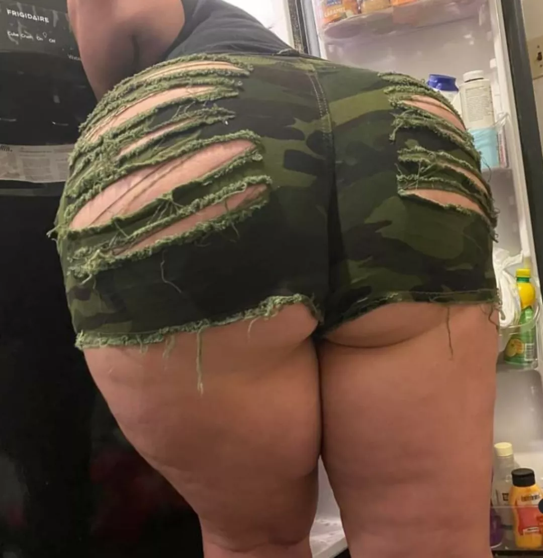 Want a snack while I'm in the fridge? 😉