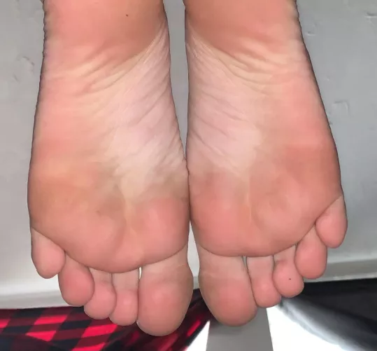 Where are my feet freaks?