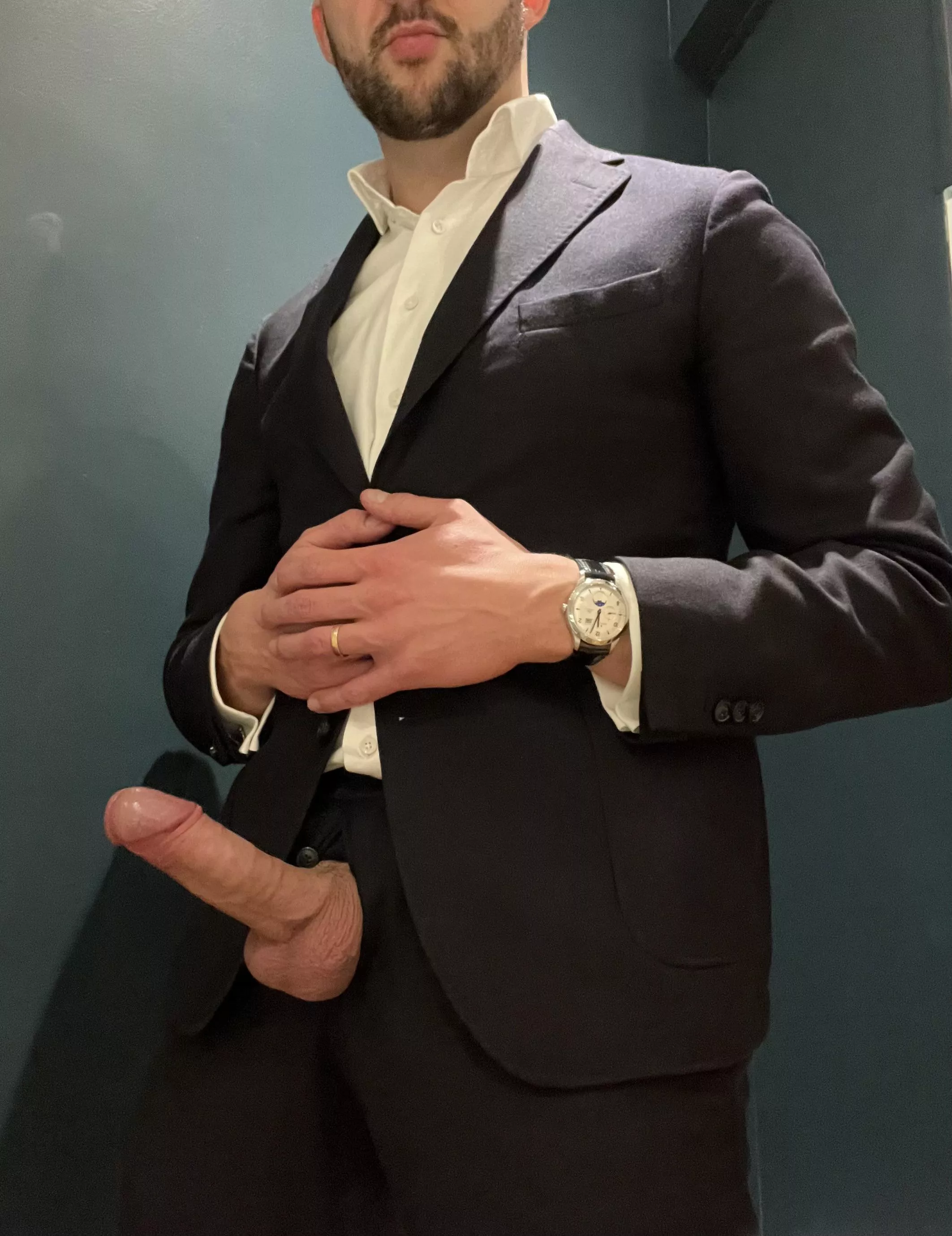 Wife and kids asleep.. come keep me company here [36]