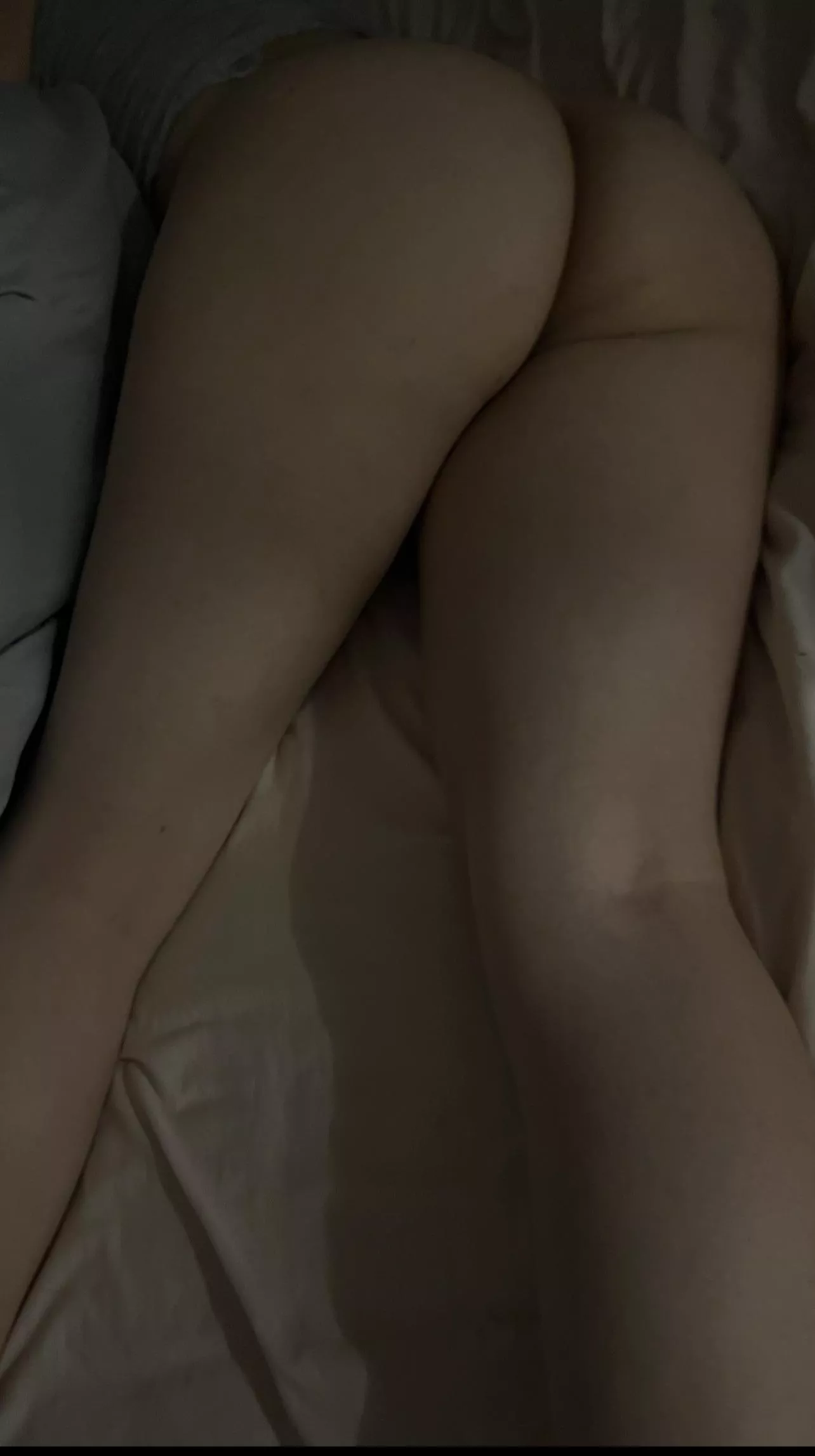 Wife sleeping but want to play 29 yo