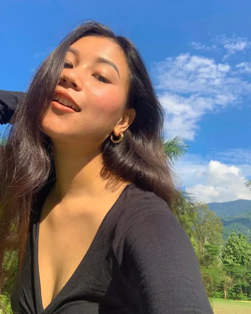 y'all need to gangbang my gf.