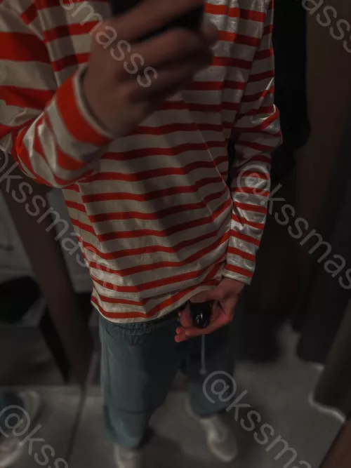 [20] locked and proud