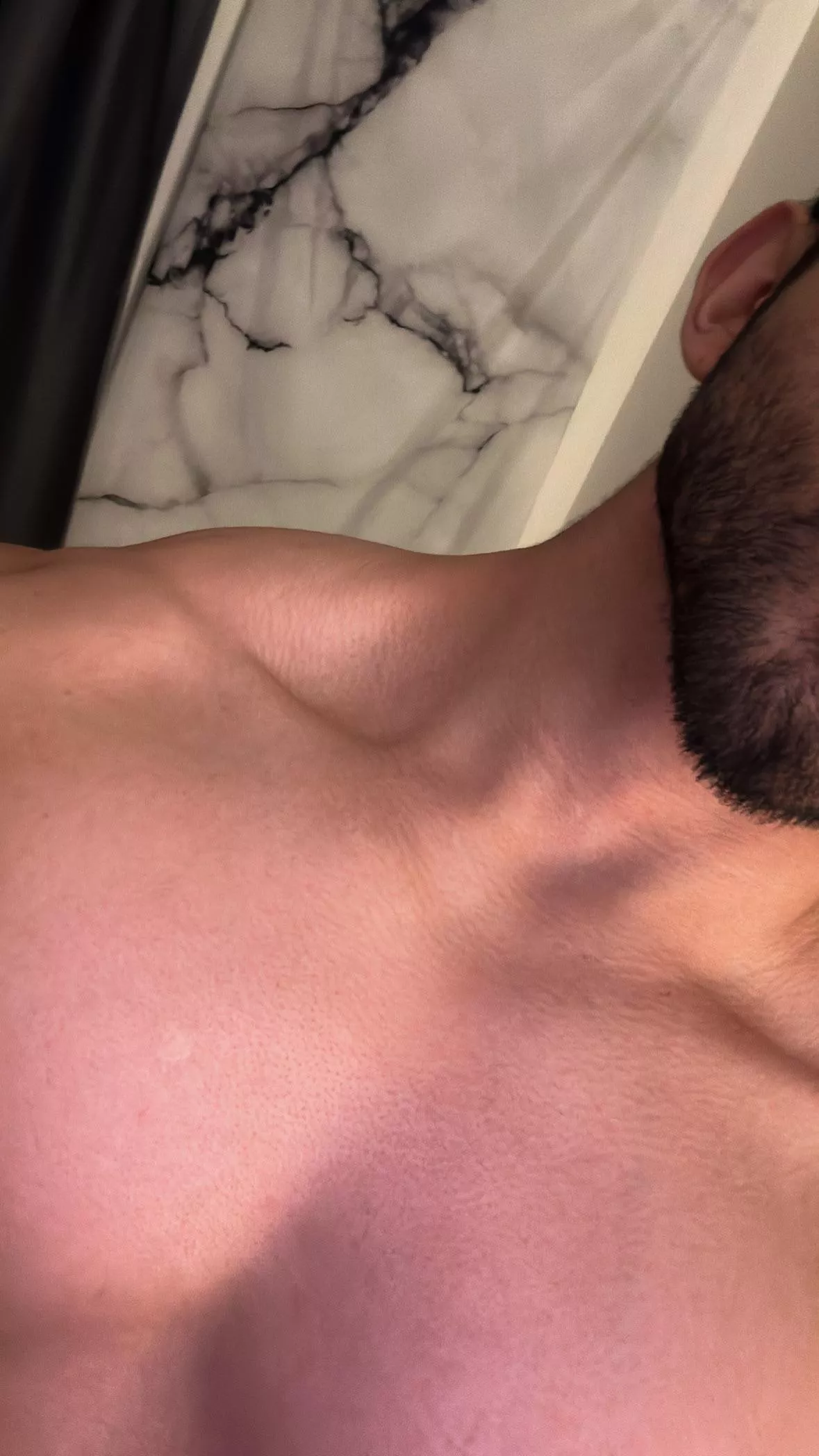 25 looking for twink, jock, sub. hairy+ Snap zwekek