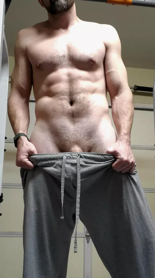 Accepting new members in the garage gy[m] ... [42]