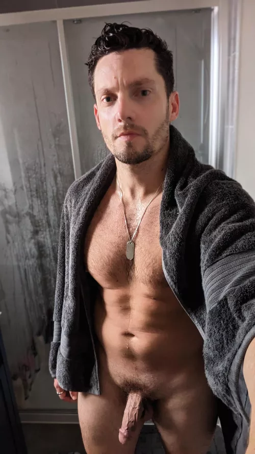 Am I wearing this towel correctly?