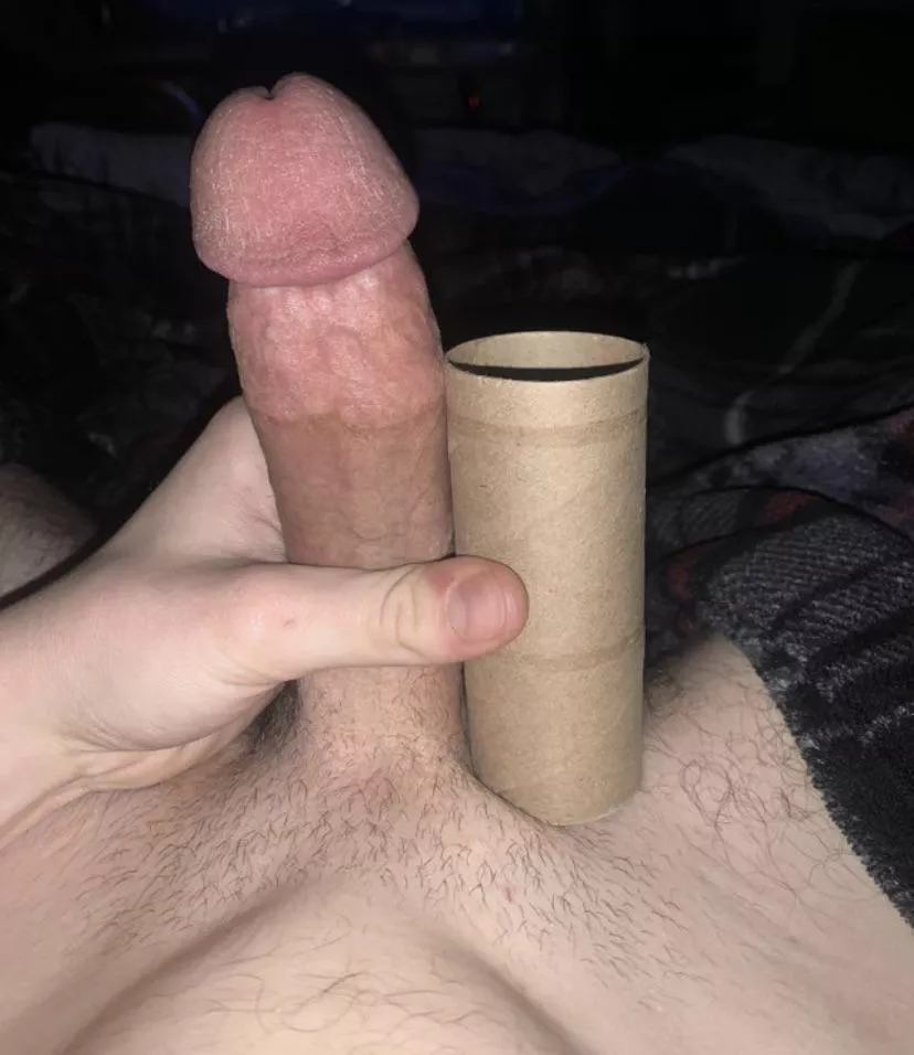 Anybody wanna compare? Bet I’m bigger 😈