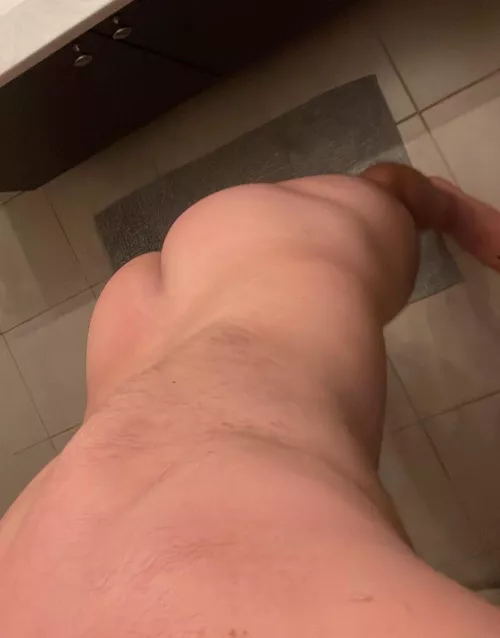 Bathroom butt