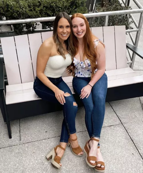 Brunette or ginger ?