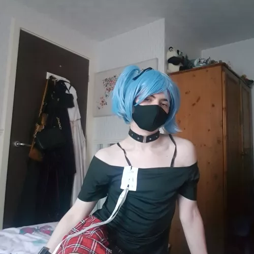 Care to join me on the bed?