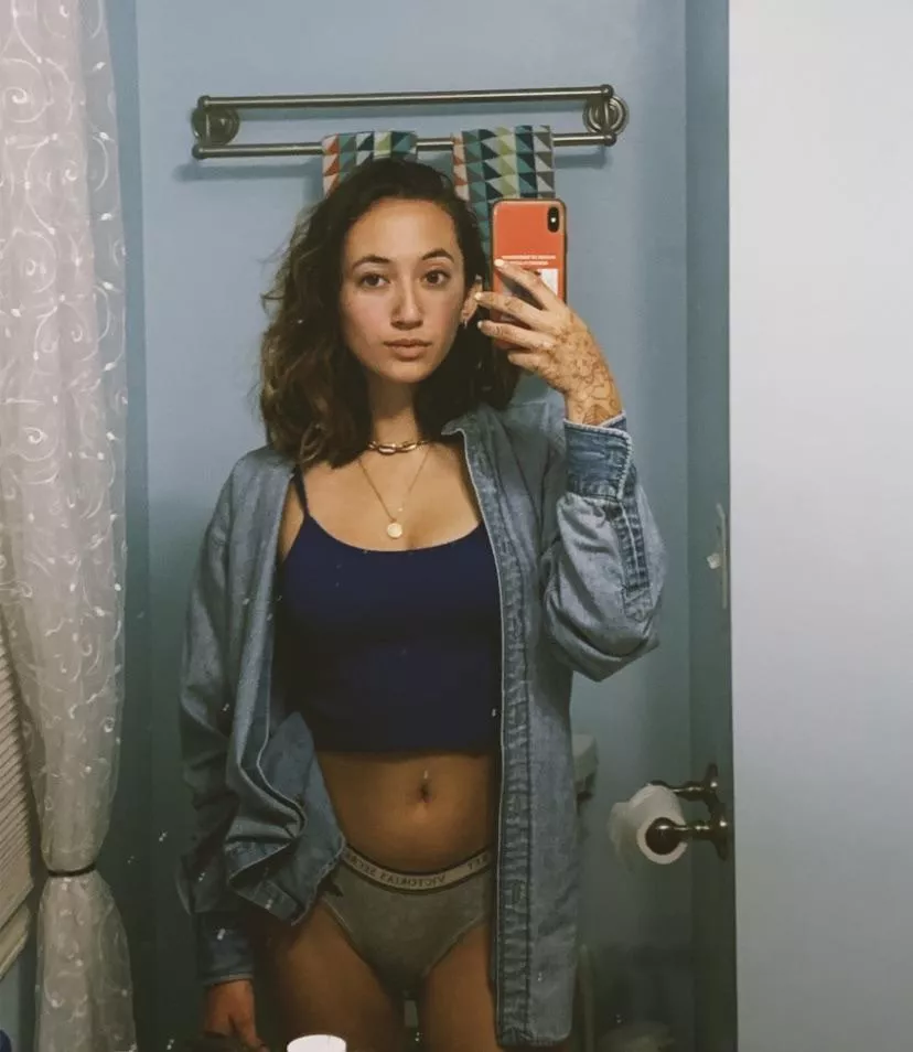 Cutie in the mirror