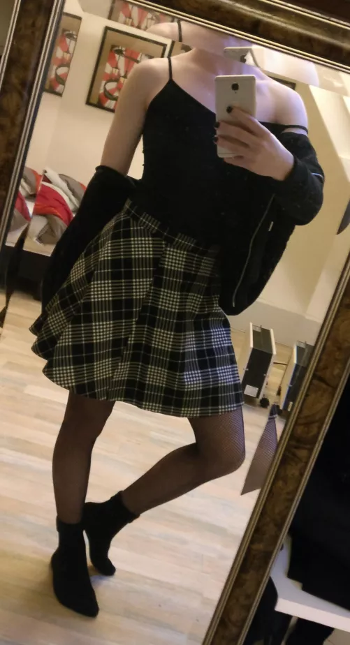 Feeling pretty feminine here :)