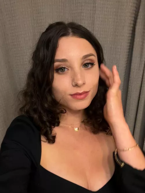 Felt nice to get dressed up for the first time in a while 🥰