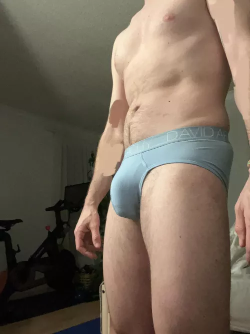 getting dressed [44]