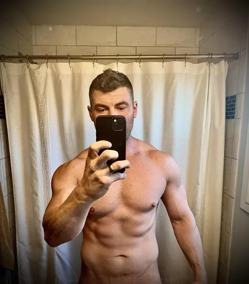 Got my haircut, what do you think? Back to the gym today for back day! [36][M]