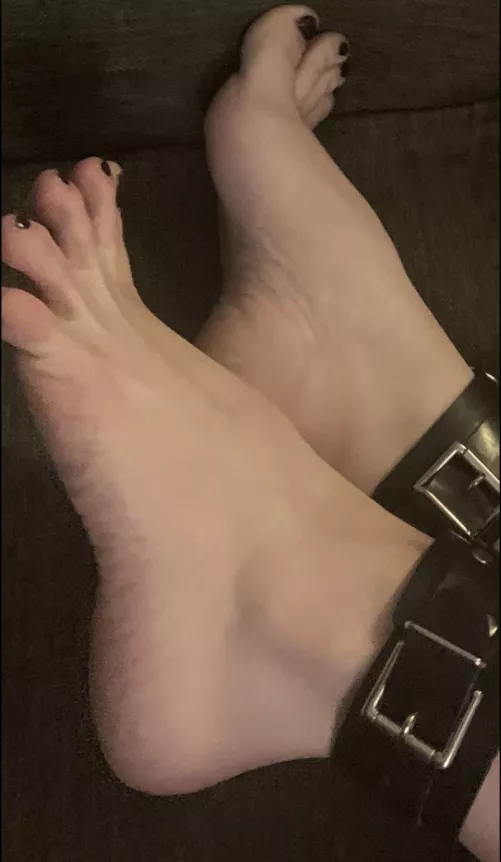 Heavy Metal Feet