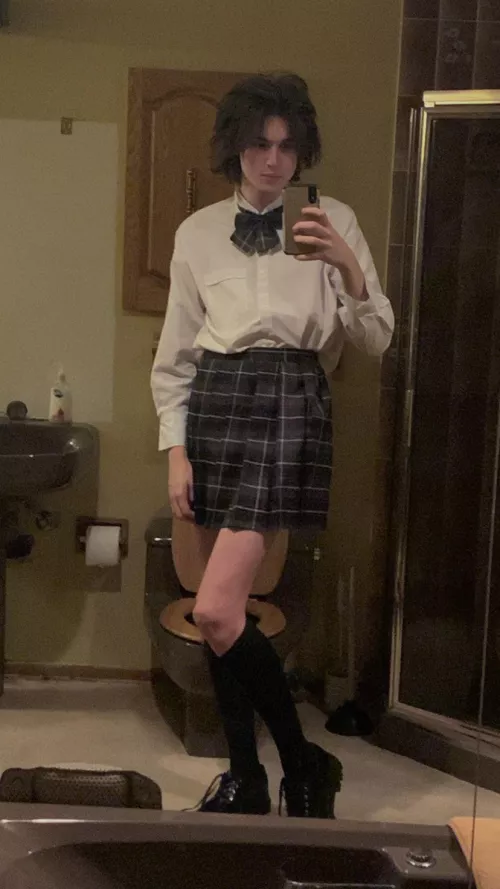 How’s my school boy outfit?