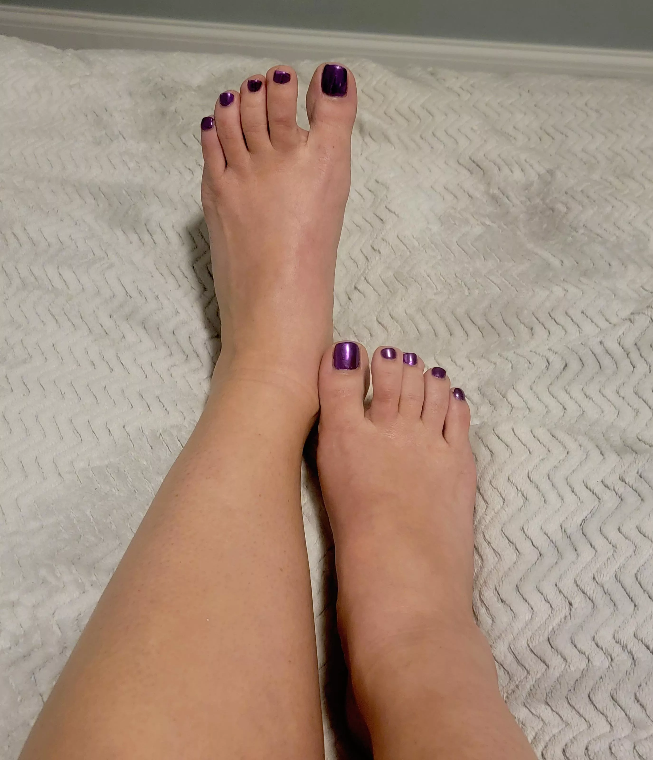 I adore this pedicure, don't you?
