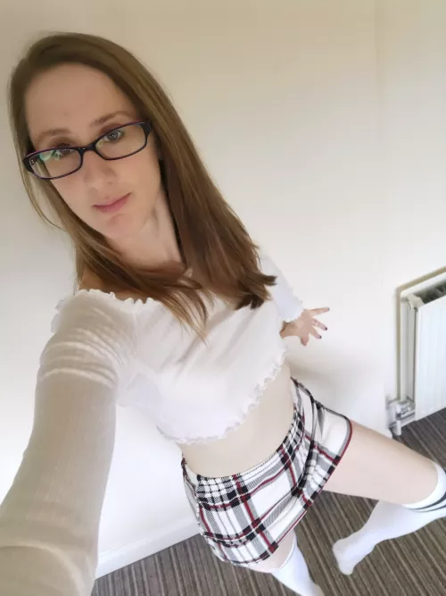 I always enjoy rocking the thigh high socks! (f)