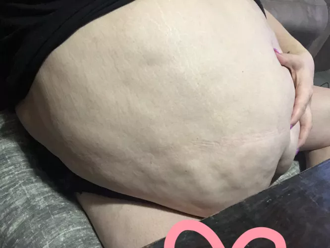 I’m hungry somehow 😈😈