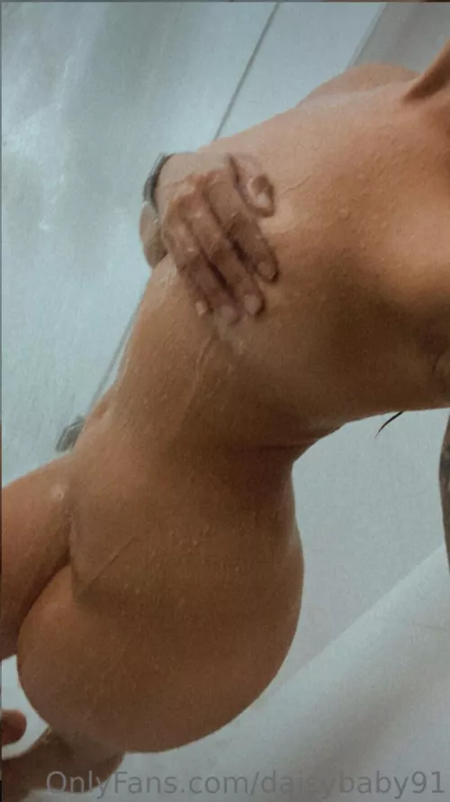 🥵let's shower together and fuck 🥵