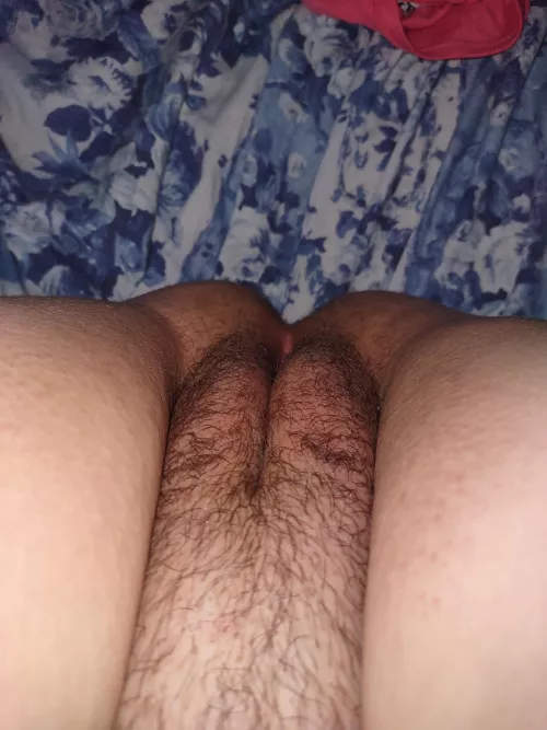 little hairy innie 😘