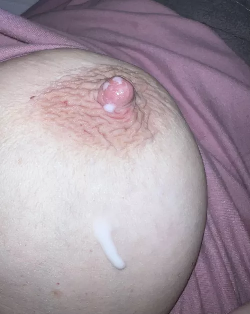 Lunch time... come and get it!! ❤️ 🥛