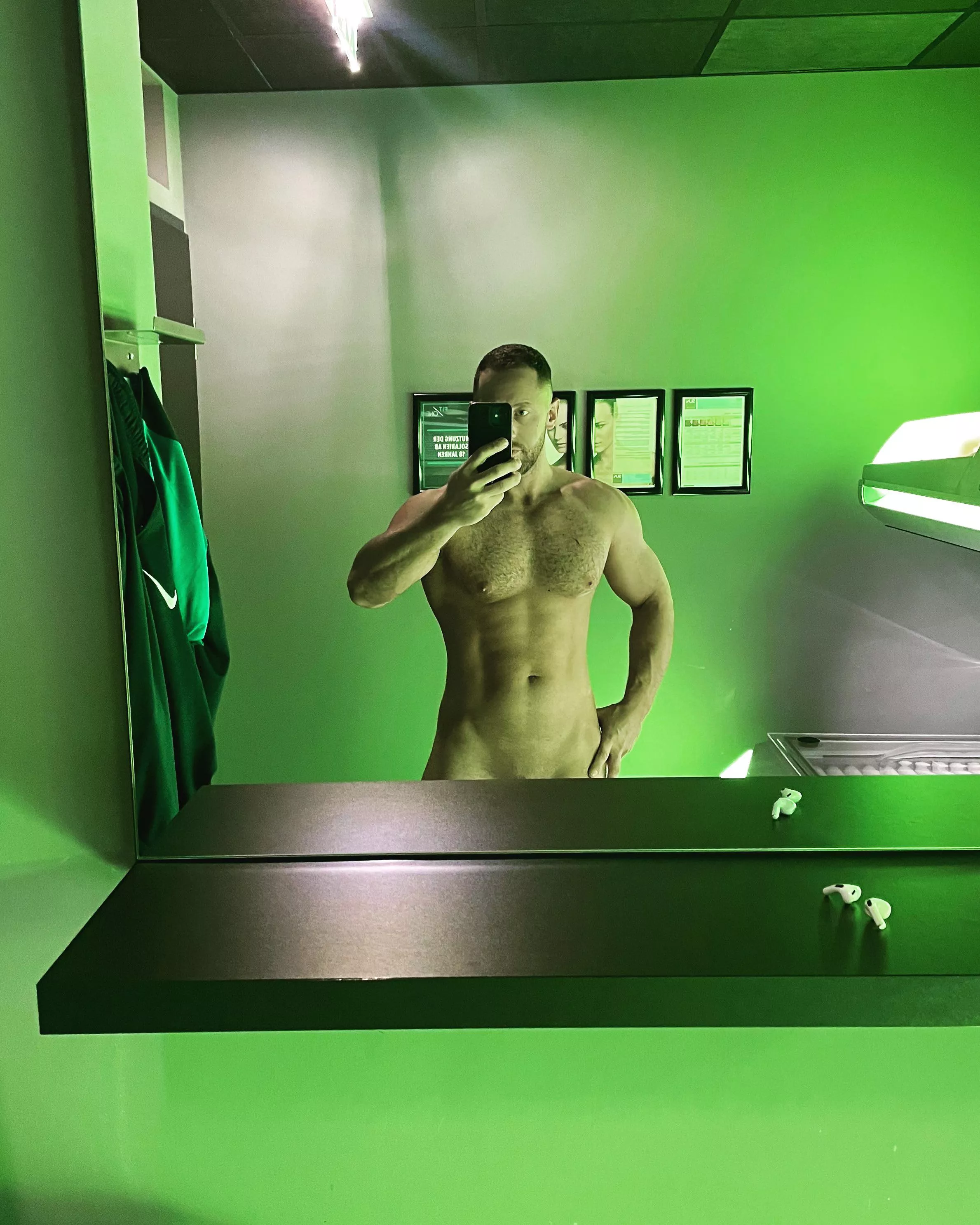 (M) if you like what you see write me