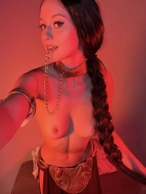 red lights just make me a different kind of hot :3