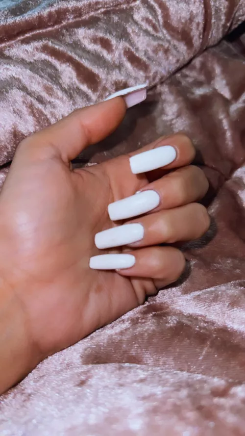 should I start posting the rated r pictures here? 👀💅🏽