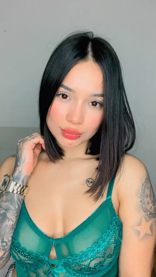 Squish this boobs of mine.